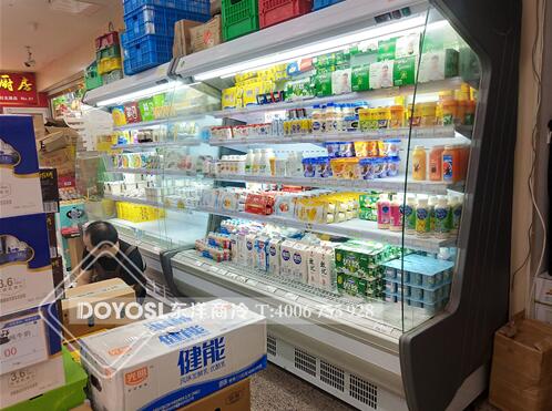 飲料展示冷柜如何調(diào)節(jié)溫度，選擇飲料柜風(fēng)冷好還是直冷好